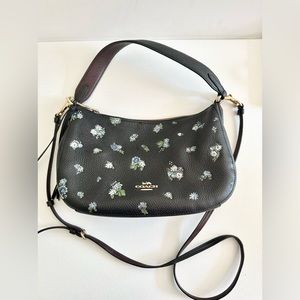 Coach Crossbody bag w/ shoulder strap